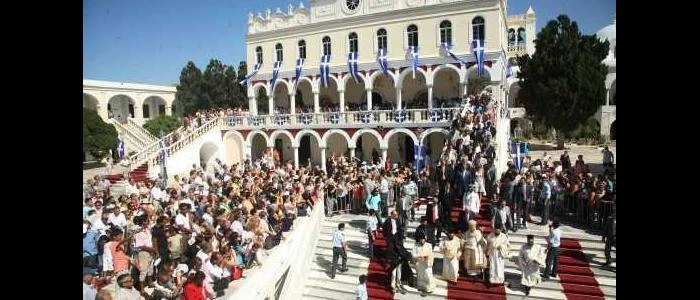 Μητροπολίτης Φθιώτιδος: Τό ἰδιότυπο νομικό καθεστώς τοῦ Ἱεροῦ Ἱδρύματος Εὐαγγελιστρίας Τήνου